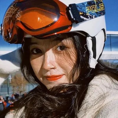女哭声